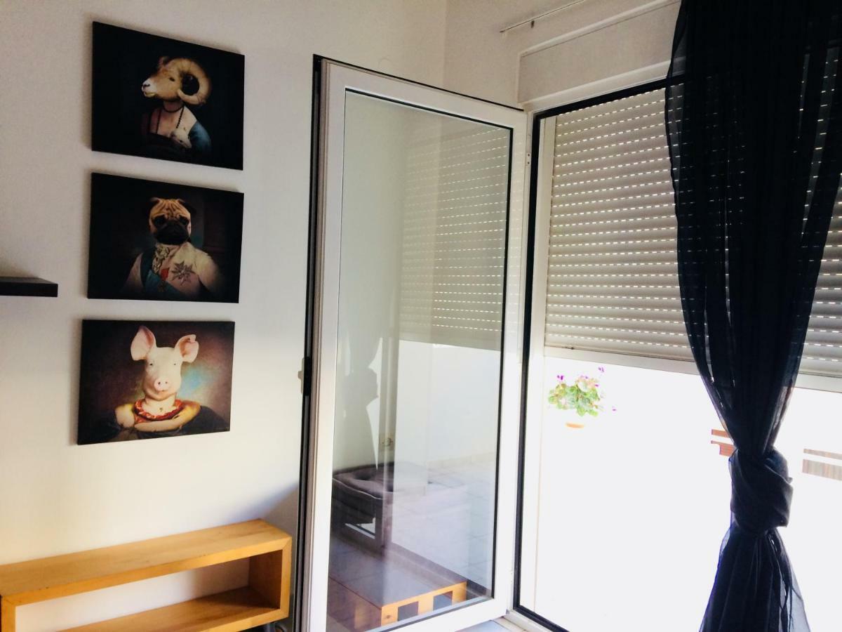 Korona Βeach Αpartments Daire Resmo Dış mekan fotoğraf