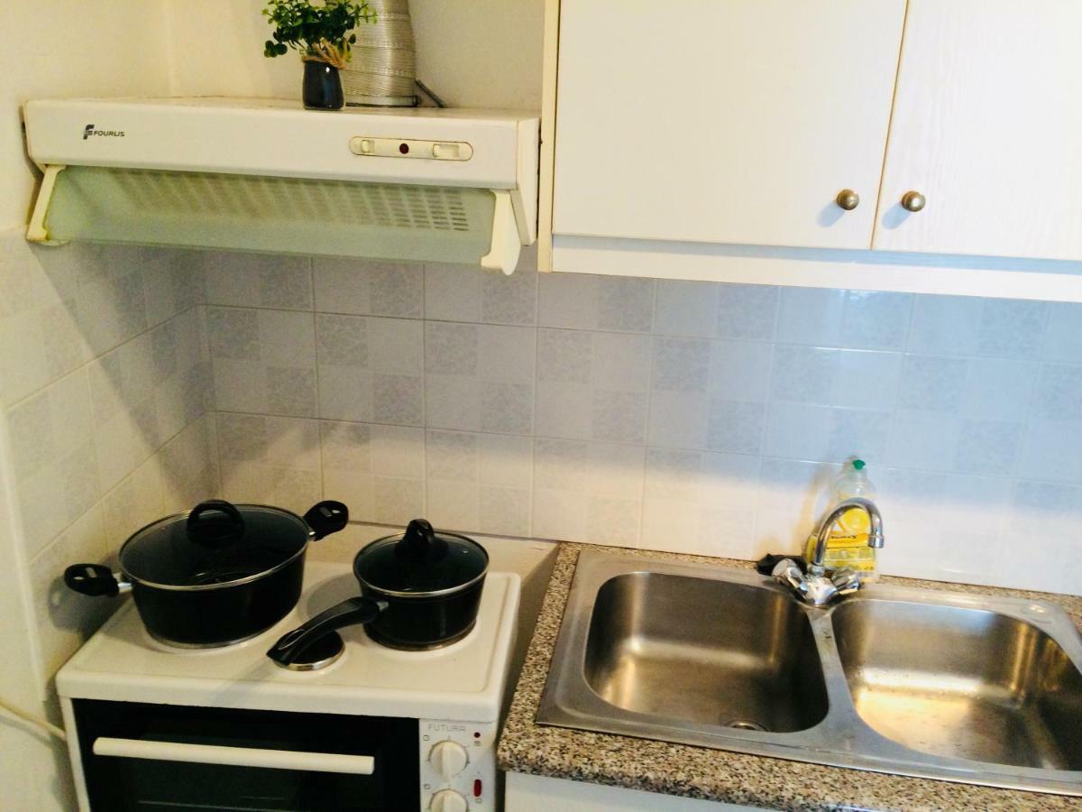 Korona Βeach Αpartments Daire Resmo Dış mekan fotoğraf