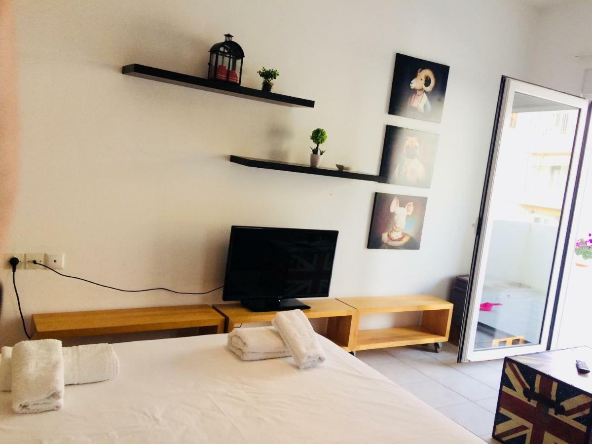 Korona Βeach Αpartments Daire Resmo Dış mekan fotoğraf