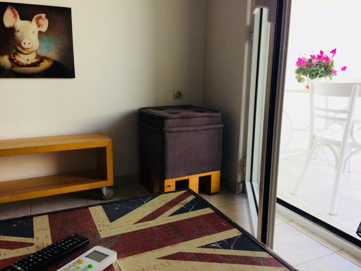 Korona Βeach Αpartments Daire Resmo Dış mekan fotoğraf